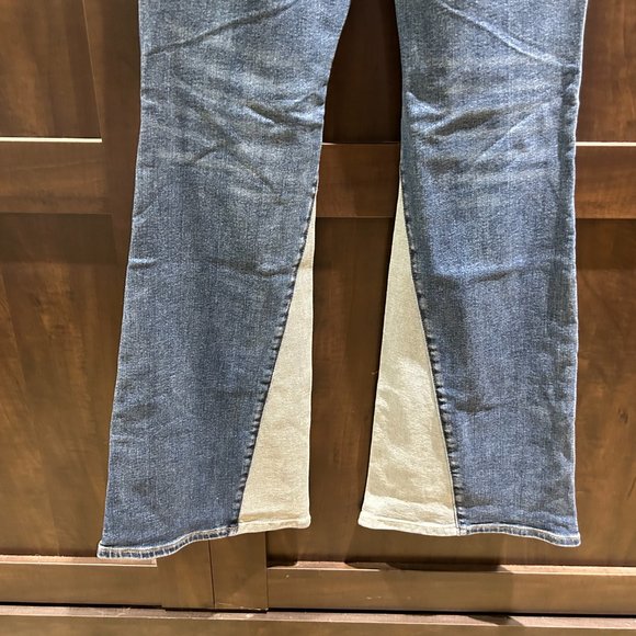 NWT Judy Blue Medium/Light Flare Jeans Size 9/29 - Picture 6 of 6